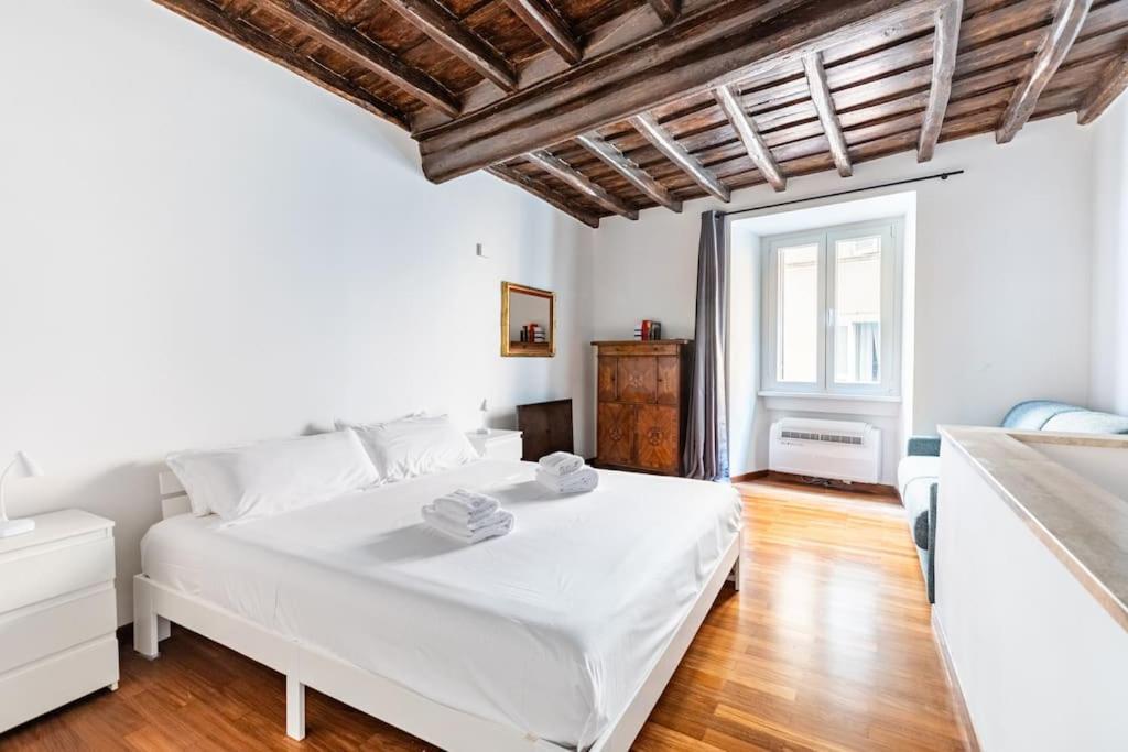 Bottega Augustea Duplex Apartment In Monti Rome Exterior photo