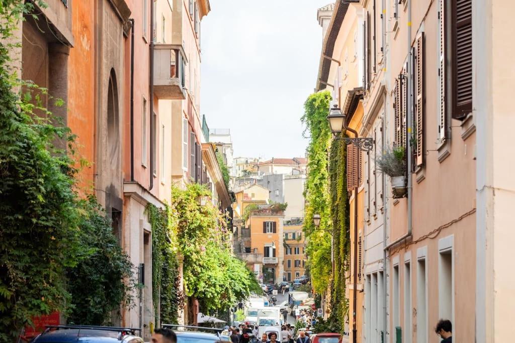 Bottega Augustea Duplex Apartment In Monti Rome Exterior photo